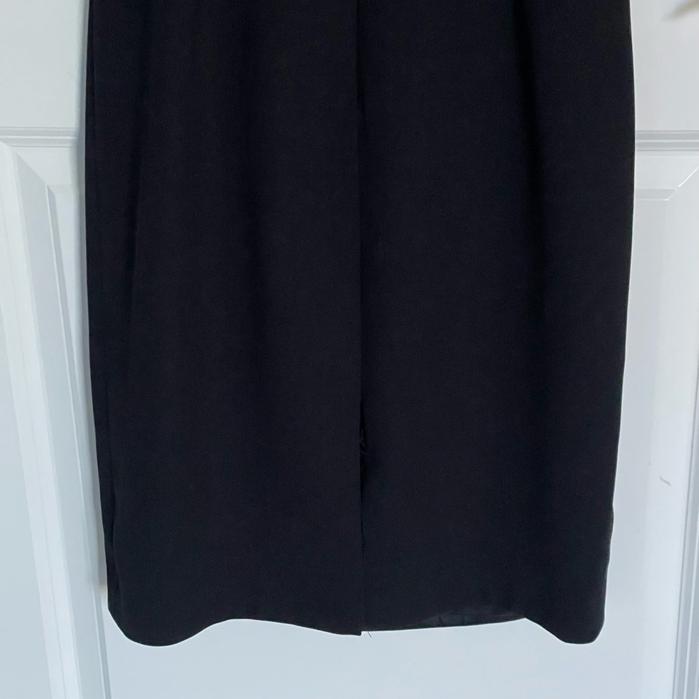 Carmen Marc Valvo Shoulder Ruffle Sheath Dress Black Size 2- 47442 - Picture 9 of 14